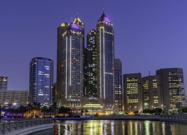 sofitel-abu-dhabi-corniche-landscape